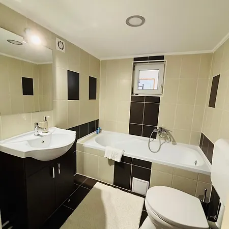 Varlak Vendeghaz Apartament