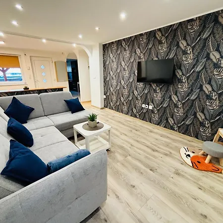 Apartament Varlak Vendeghaz *